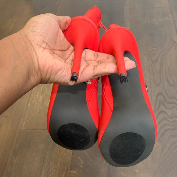 Steve Madden Lace- Up Sandals - Picture 4 of 4